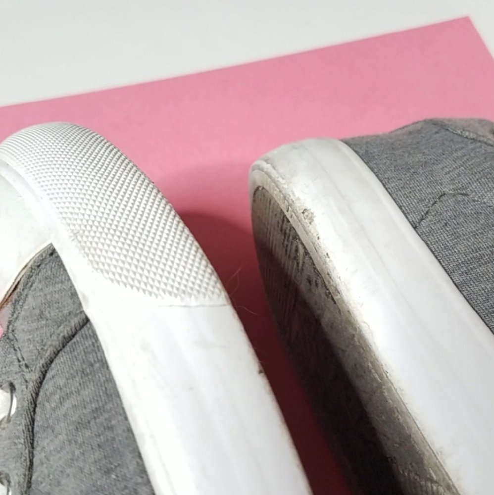 GBG Low Top Grey Sneaker - Picture 8 of 9